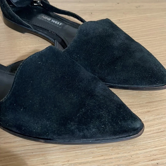 Nine West black pointed toe flat shoes 6.5 - Picture 9 of 12